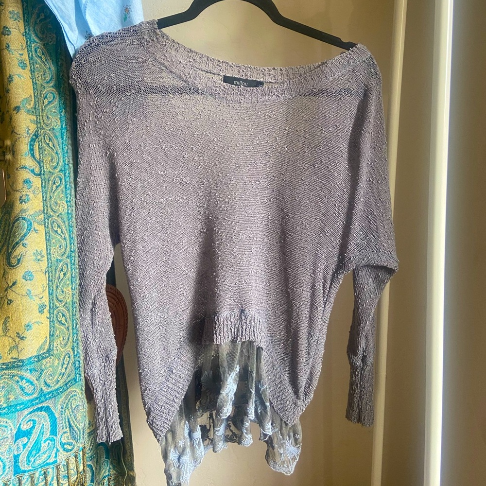 Millau lace detailed gray sweater